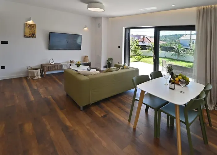 Apartament Historic Village Slatine